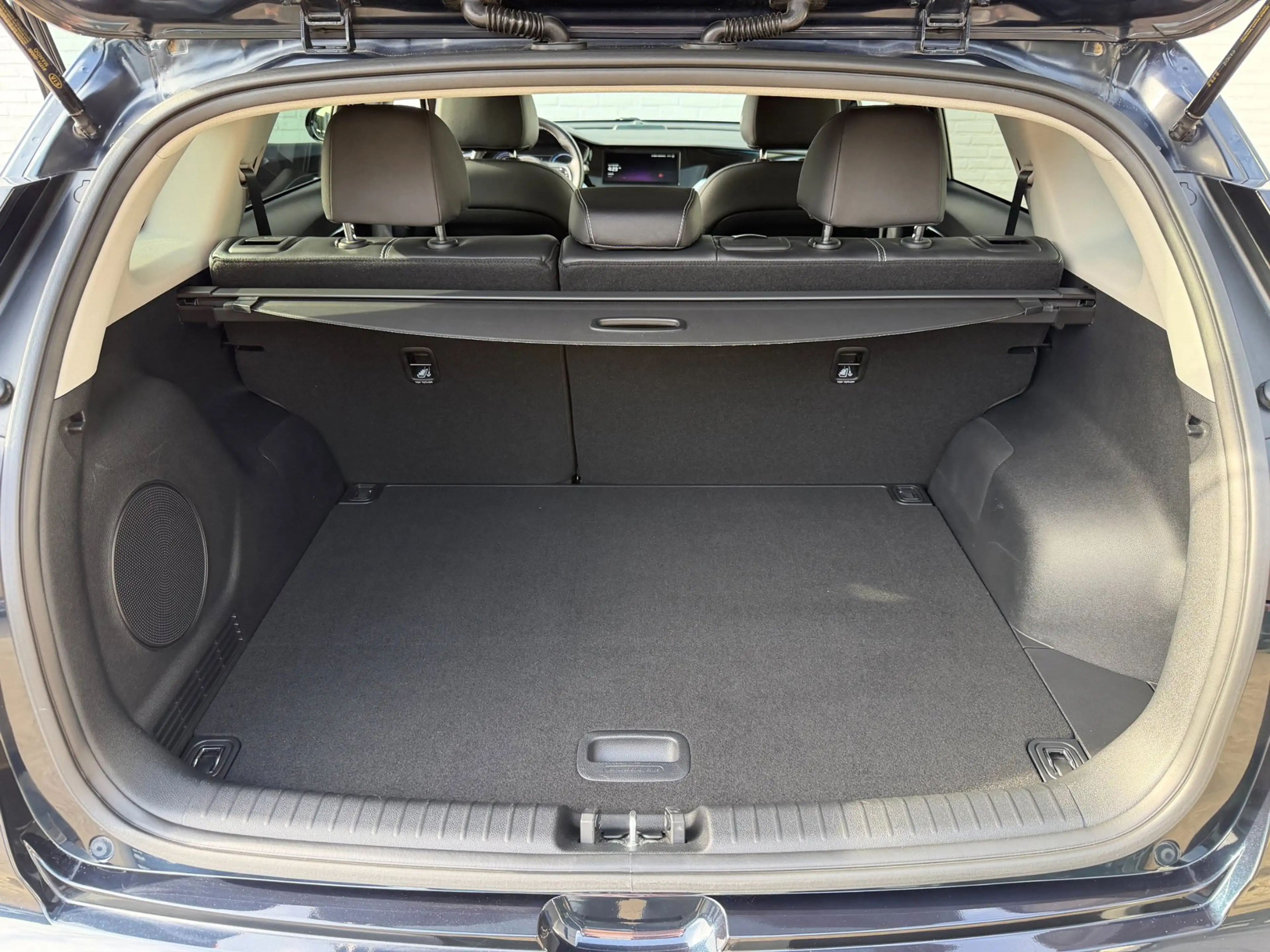 Kia e-Niro ExecutiveLine 64 kWh LEDER l SCHUIFDAK l SoH 99% — photo 30