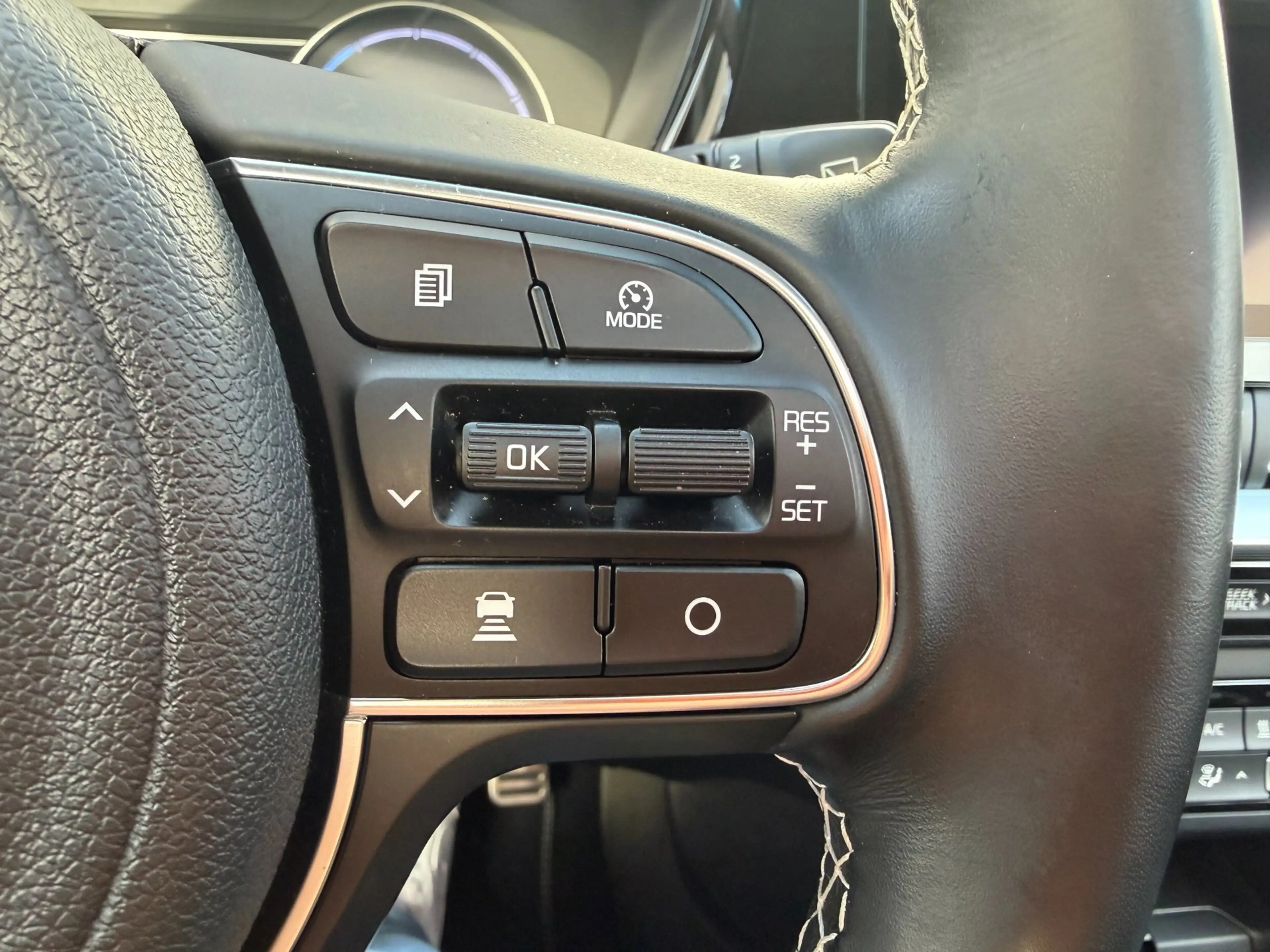 Kia e-Niro ExecutiveLine 64 kWh LEDER l SCHUIFDAK l SoH 99% — photo 22