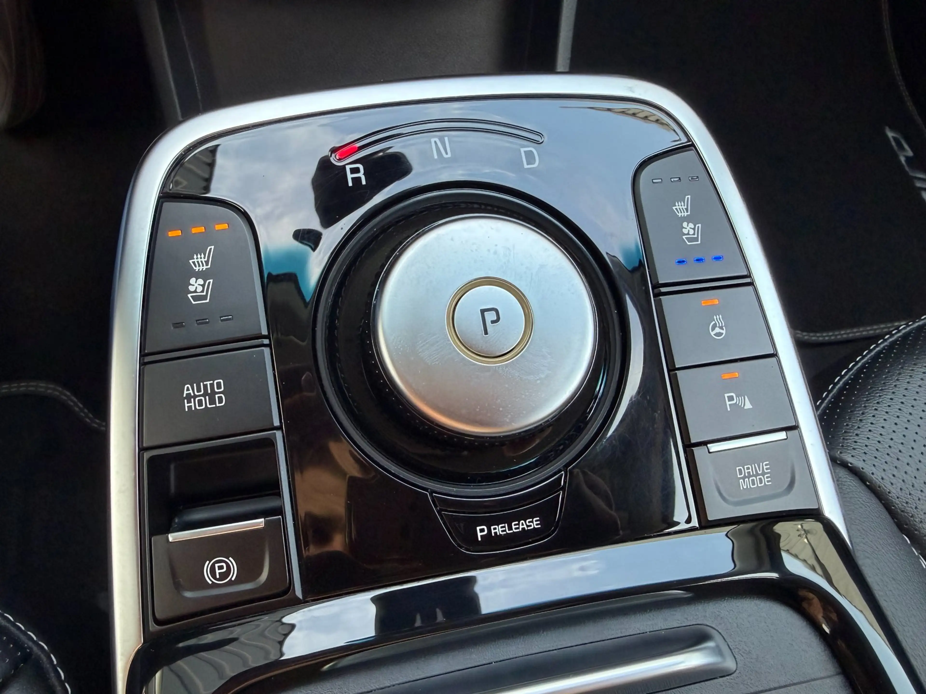 Kia e-Niro ExecutiveLine 64 kWh LEDER l SCHUIFDAK l SoH 99% — photo 27