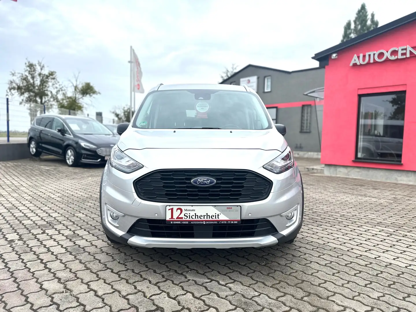 Ford Tourneo Connect Active Plateado - 2