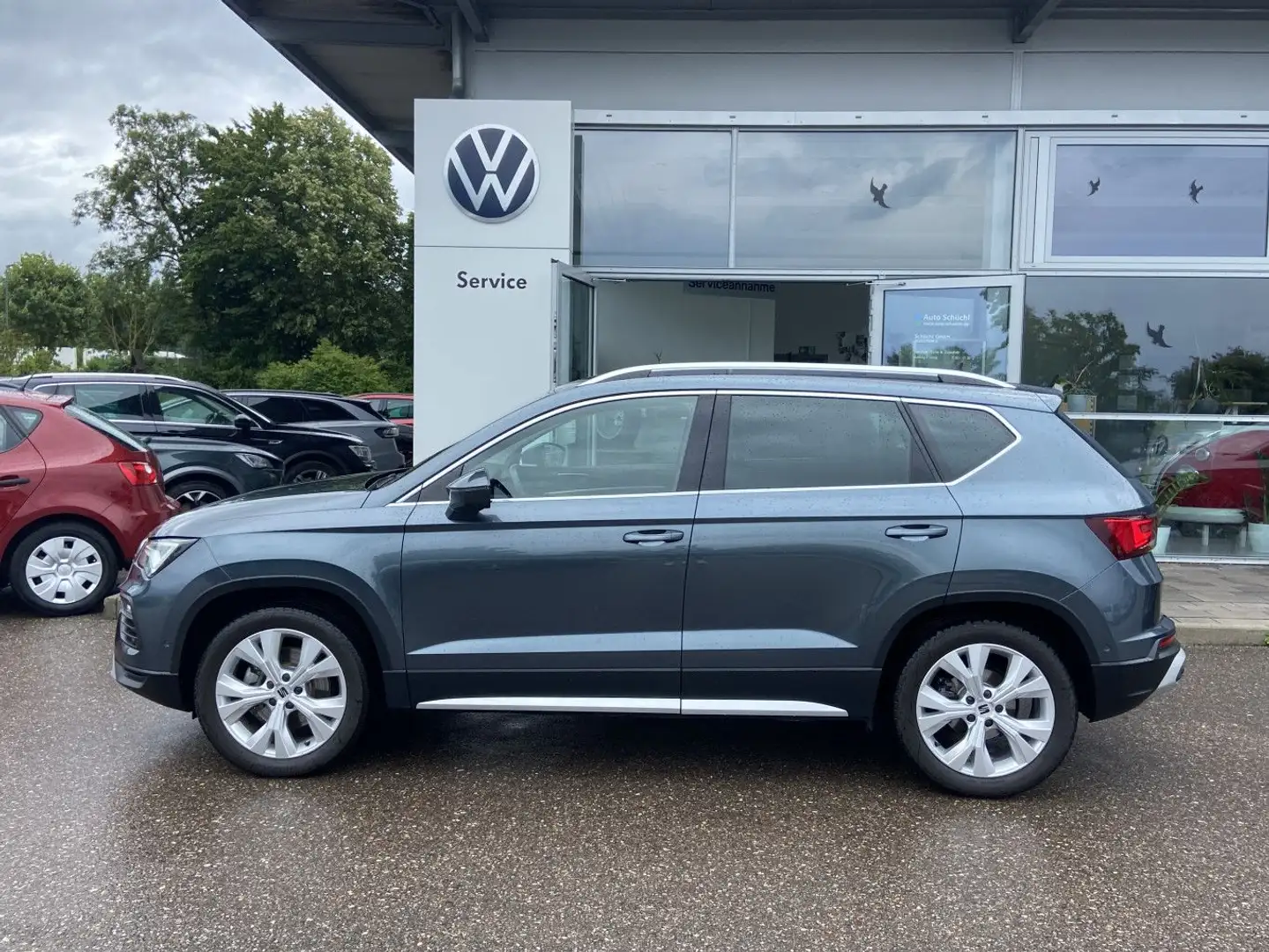 SEAT Ateca 2.0 TSI DSG 4-DRIVE AREA+EL.HECK+BEATS+18" Gris - 2
