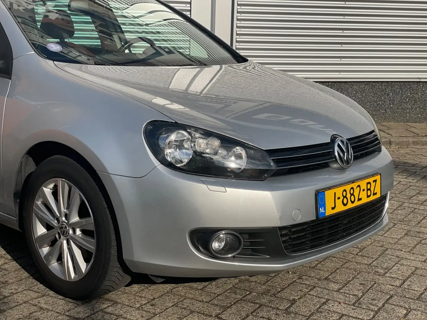 Volkswagen Golf 1.2 TSI Highline BlueMotion Gris - 2