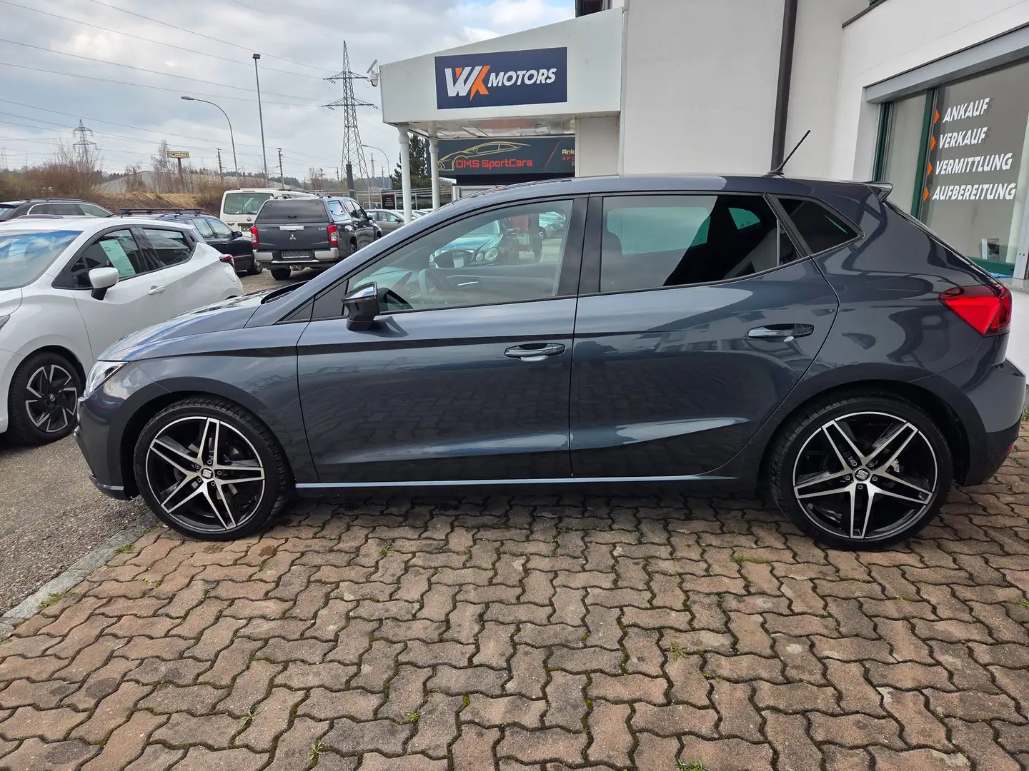 SEAT Ibiza FR Grau - 2