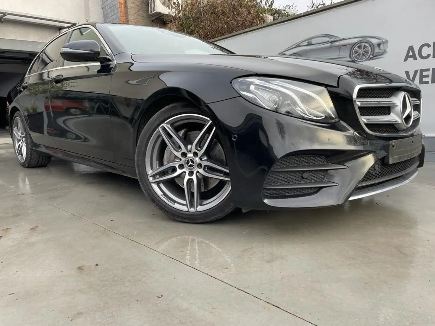 Mercedes-Benz E 200 E 200 d Pack Amg Toit Pano Cuir Clim Gps Camera ! - 1