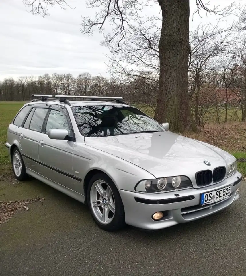 BMW 525