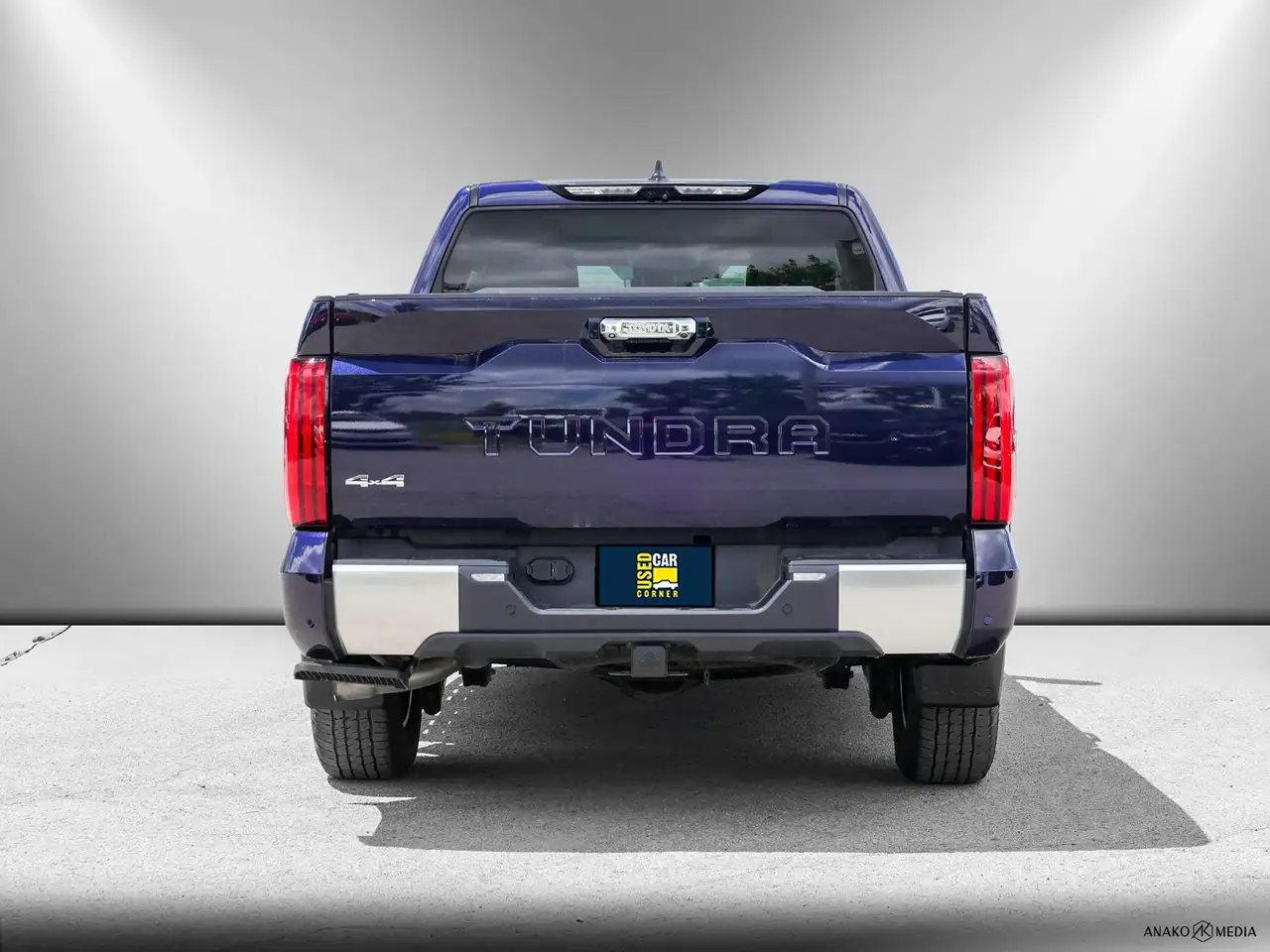 Toyota Tundra снимка Toyota Tundra