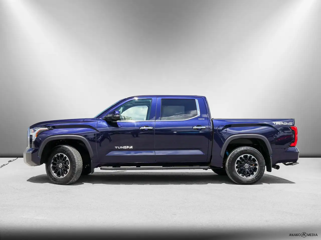 Toyota Tundra снимка Toyota Tundra