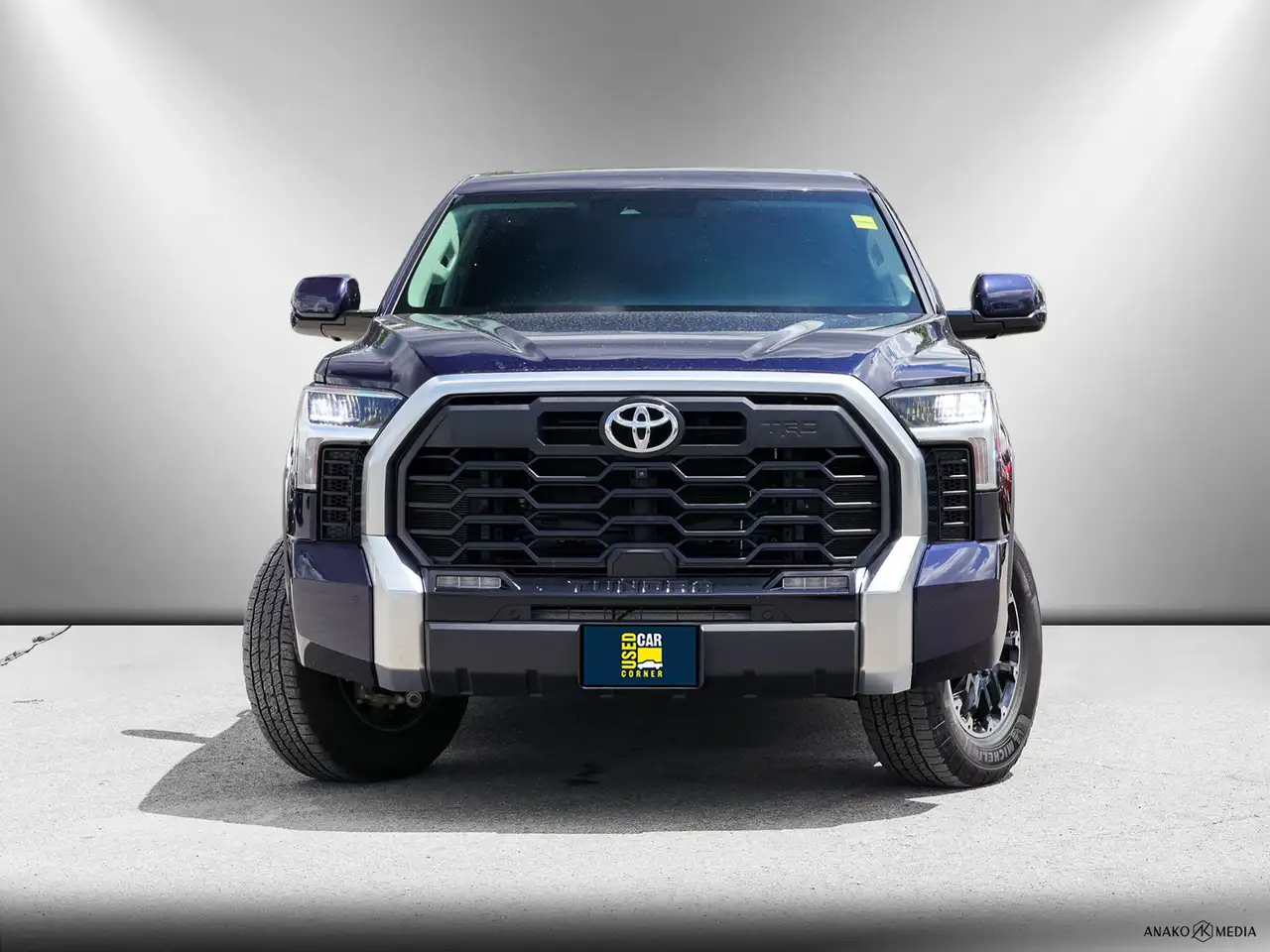 Toyota Tundra снимка Toyota Tundra