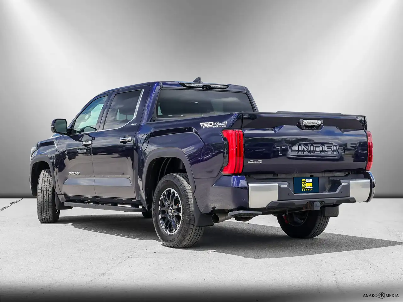 Toyota Tundra снимка Toyota Tundra