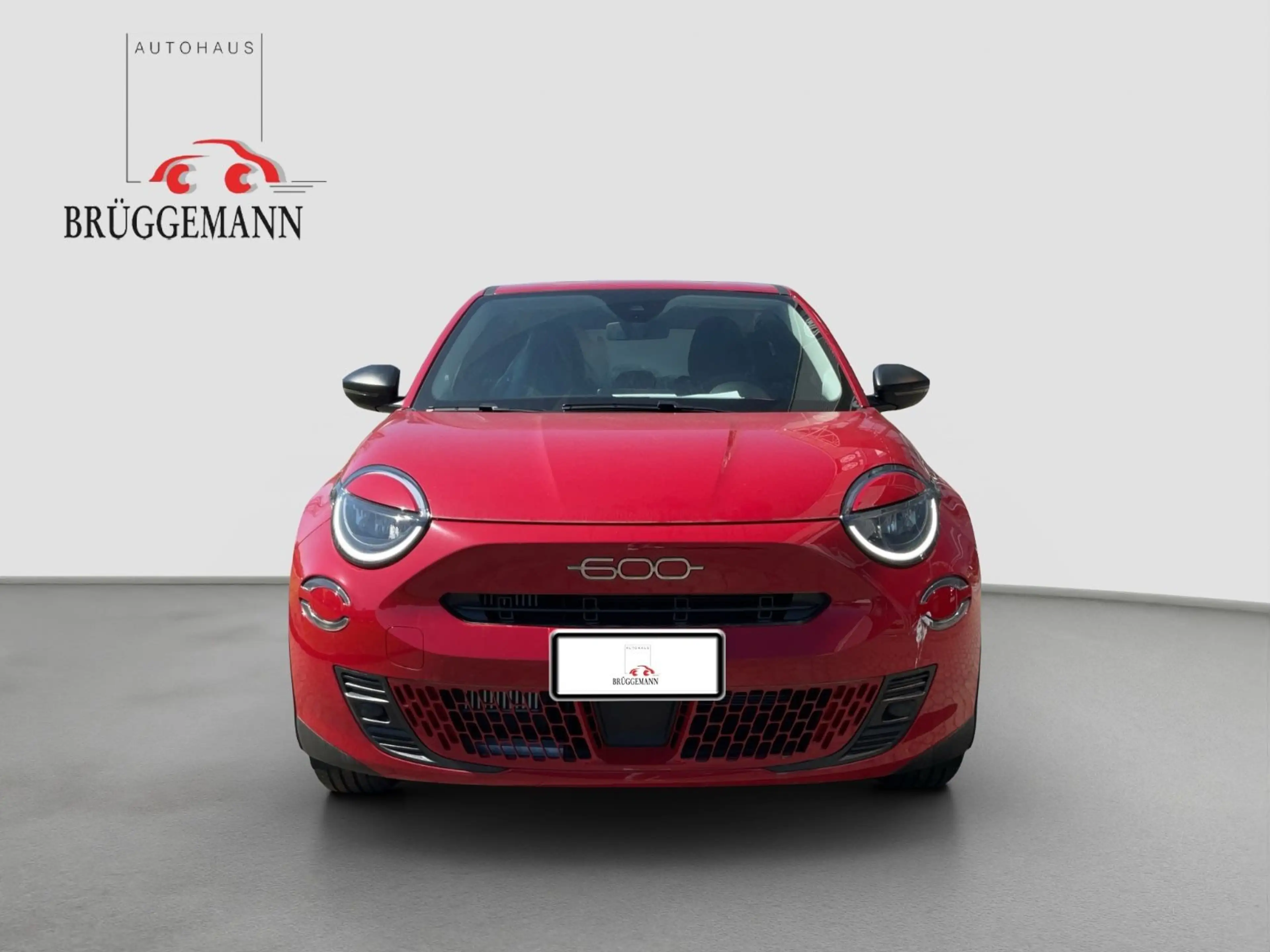 Fiat 600 1.2 Hybrid DCT + Winterpaket — photo 2