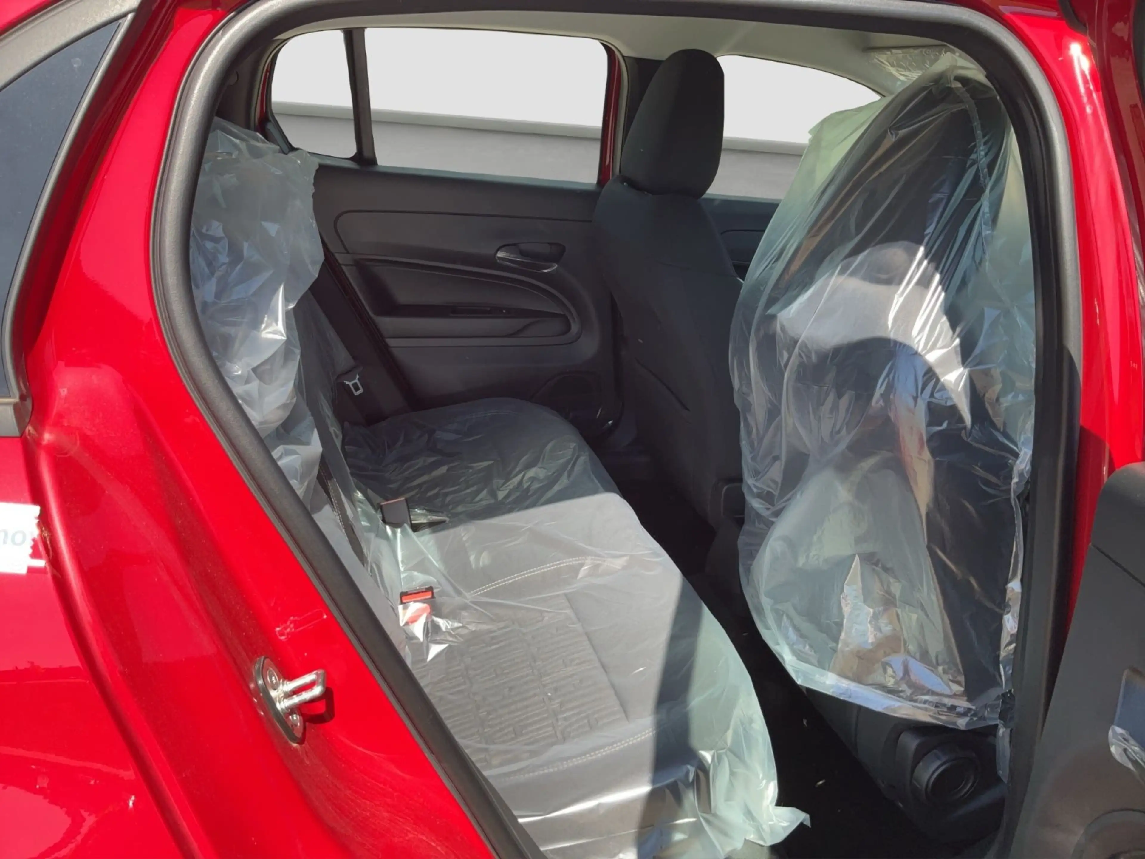 Fiat 600 1.2 Hybrid DCT + Winterpaket — photo 13