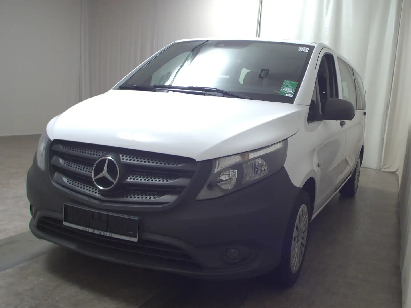 Mercedes-Benz Vito CDI Tourer extralang 8-Sitze Navi RFK Weiß - 2