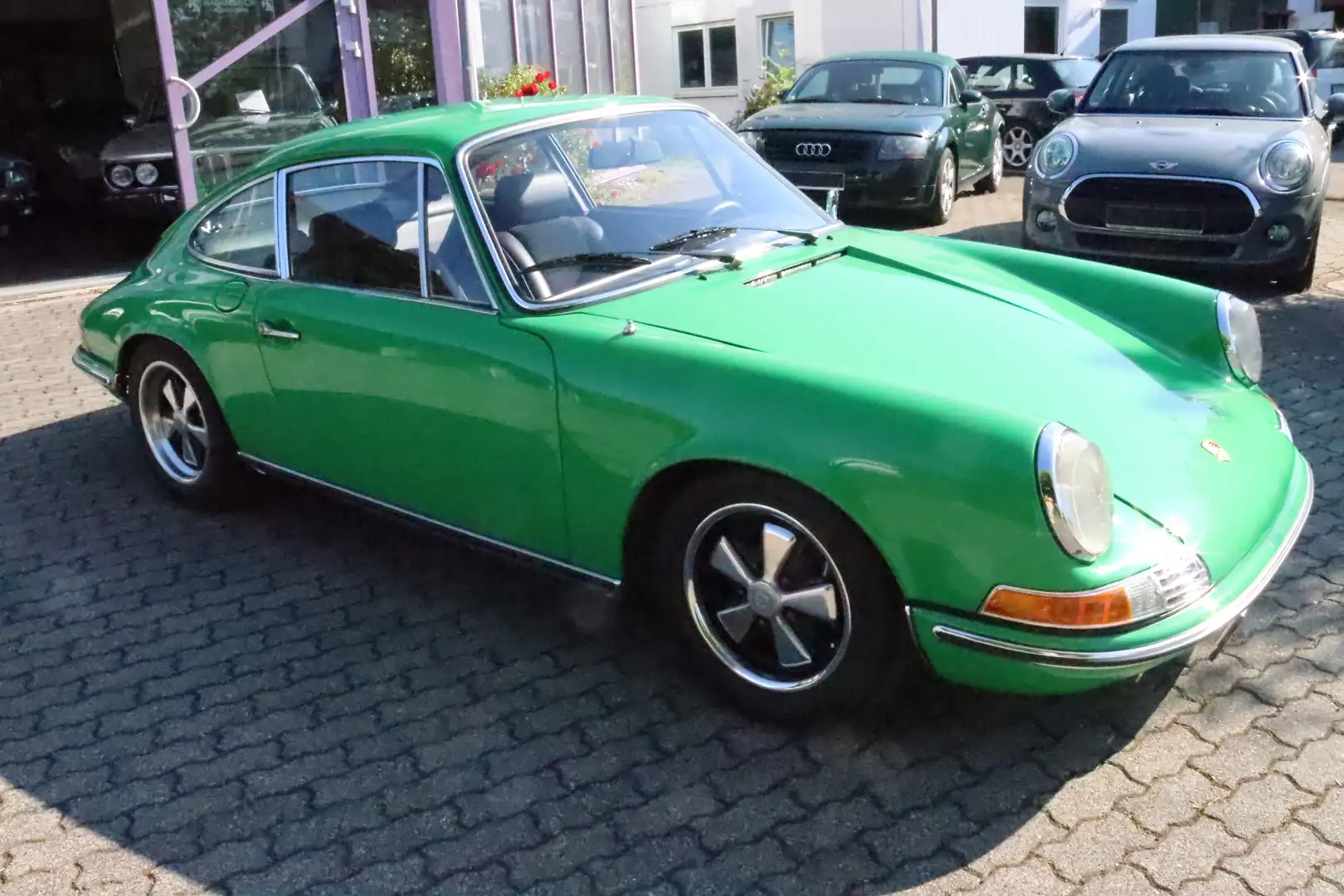 Porsche 911 2.4 T Ölklappe Oldtimer Grün - 1