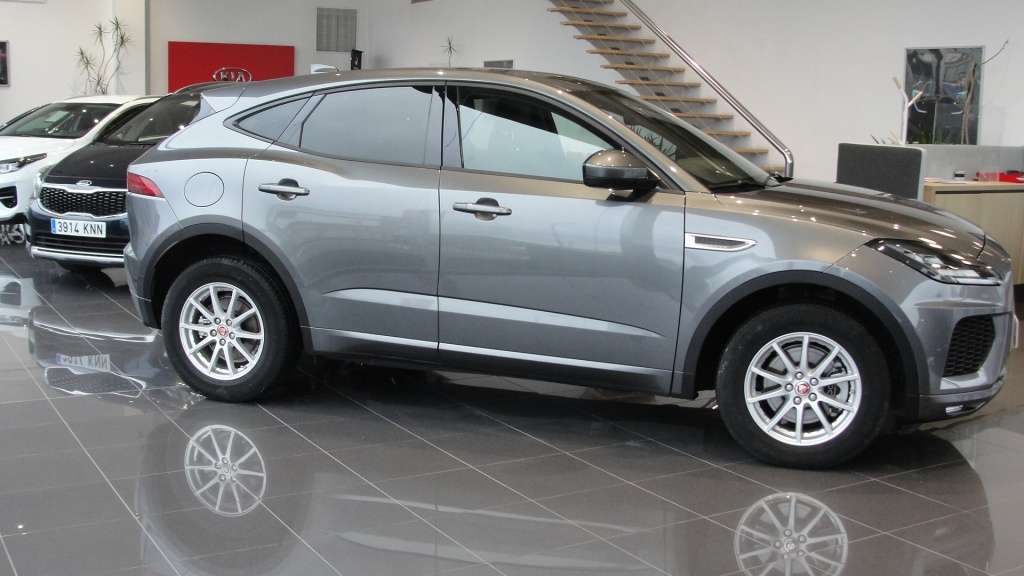 Jaguar E-Pace 2.0 I4 Chequered Flag AWD Aut. 200 - foto 1