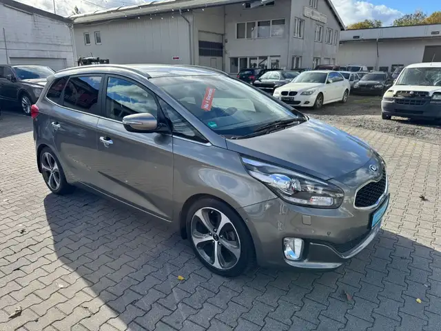 Kia Carens Spirit