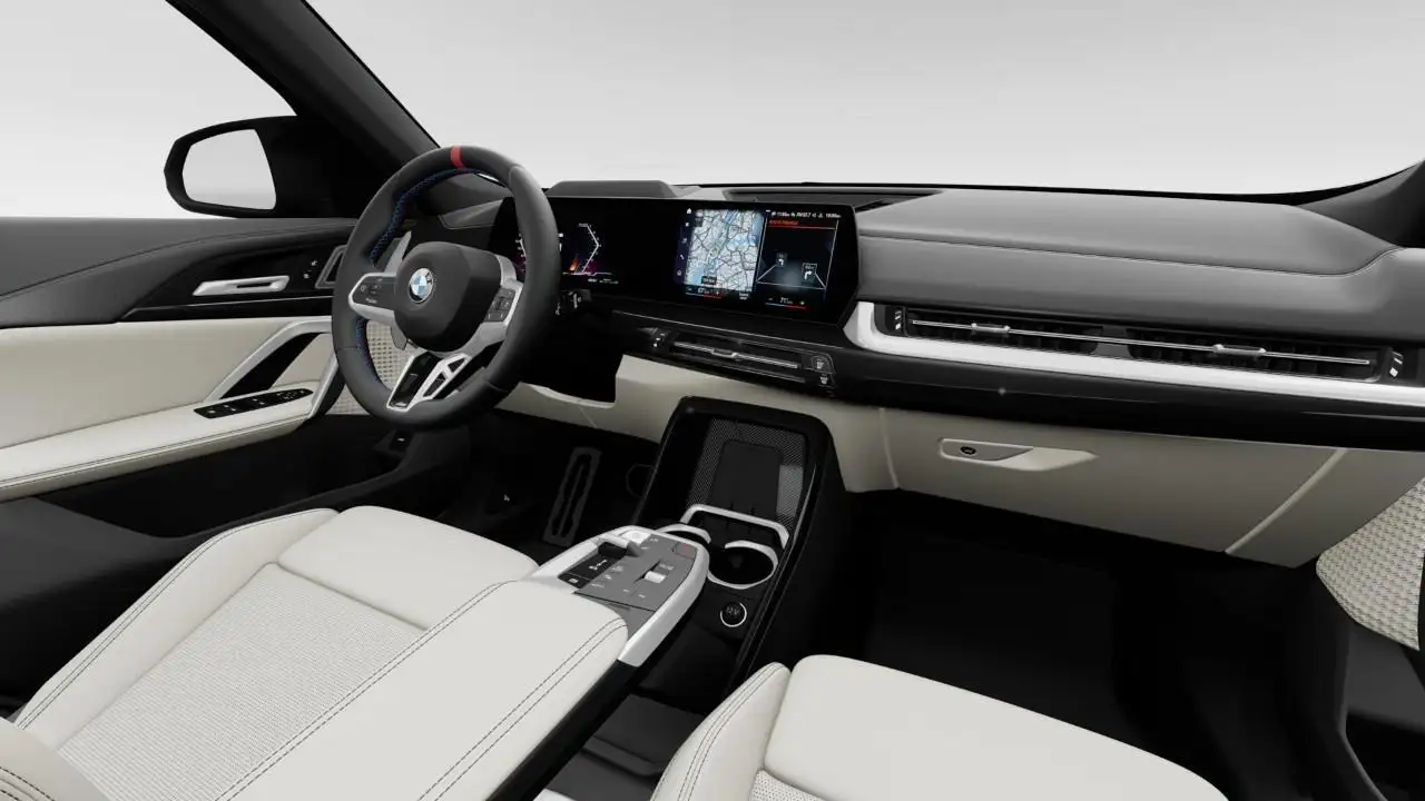 BMW X1 снимка BMW X1