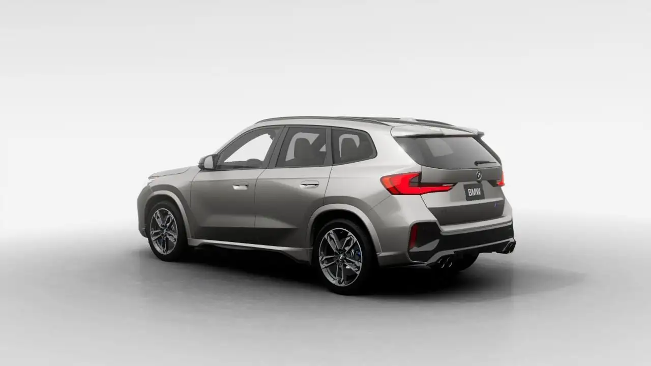 BMW X1 снимка BMW X1