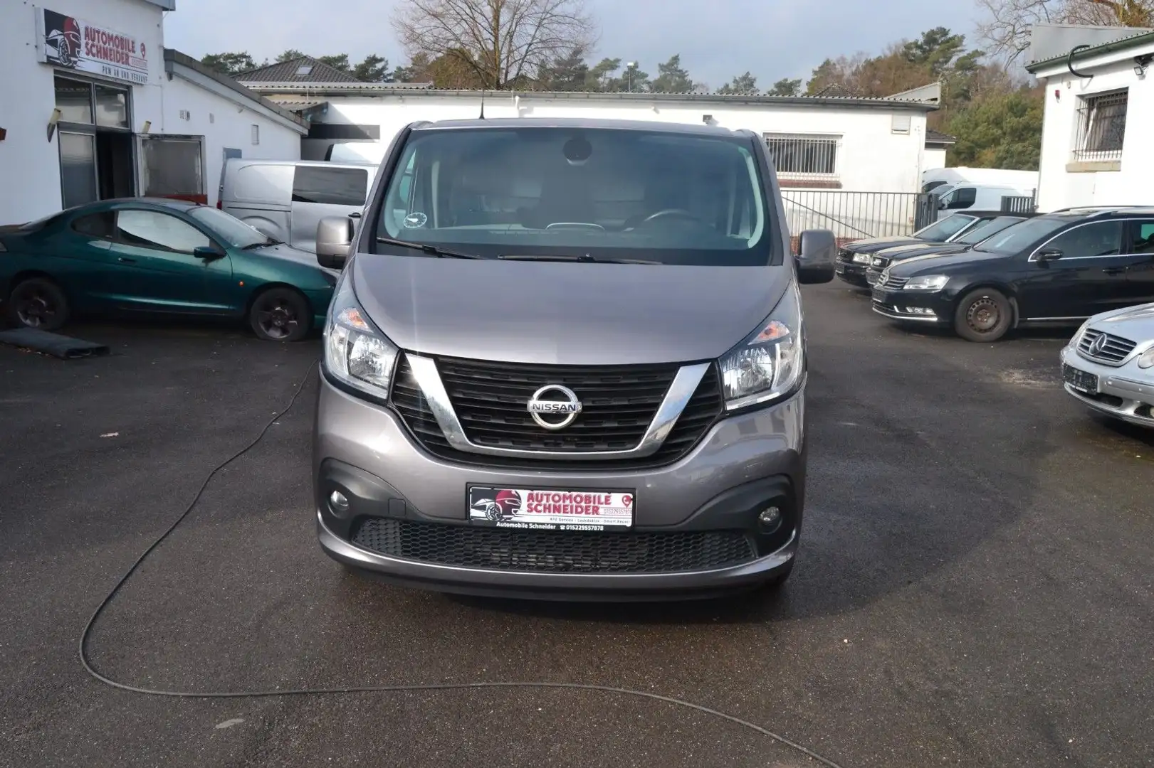 Nissan NV300 Kastenwagen L1H1 2,7t COMFORT Gri - 1