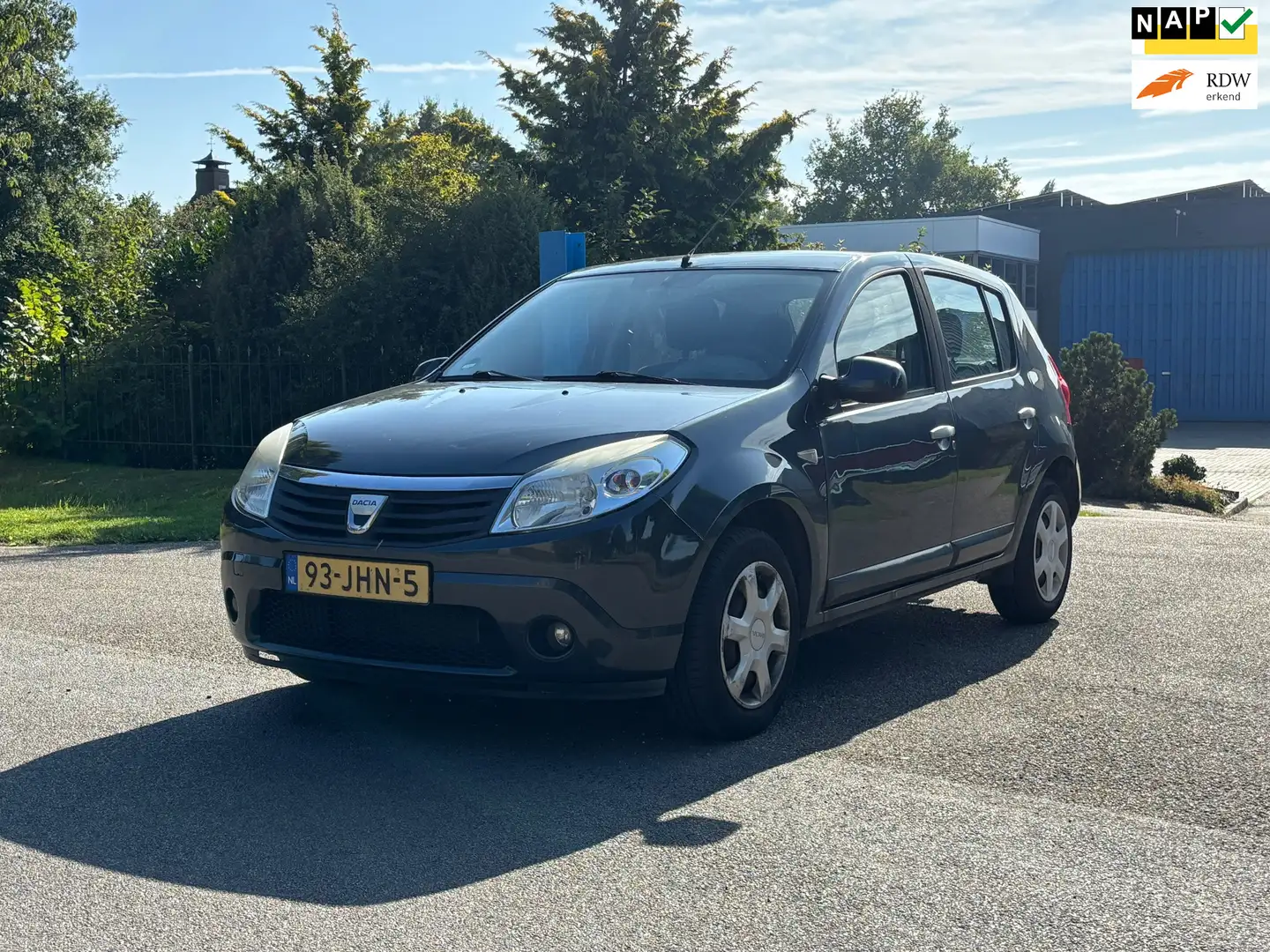 Dacia Sandero 1.2 Lauréate |Airco| Grijs - 1