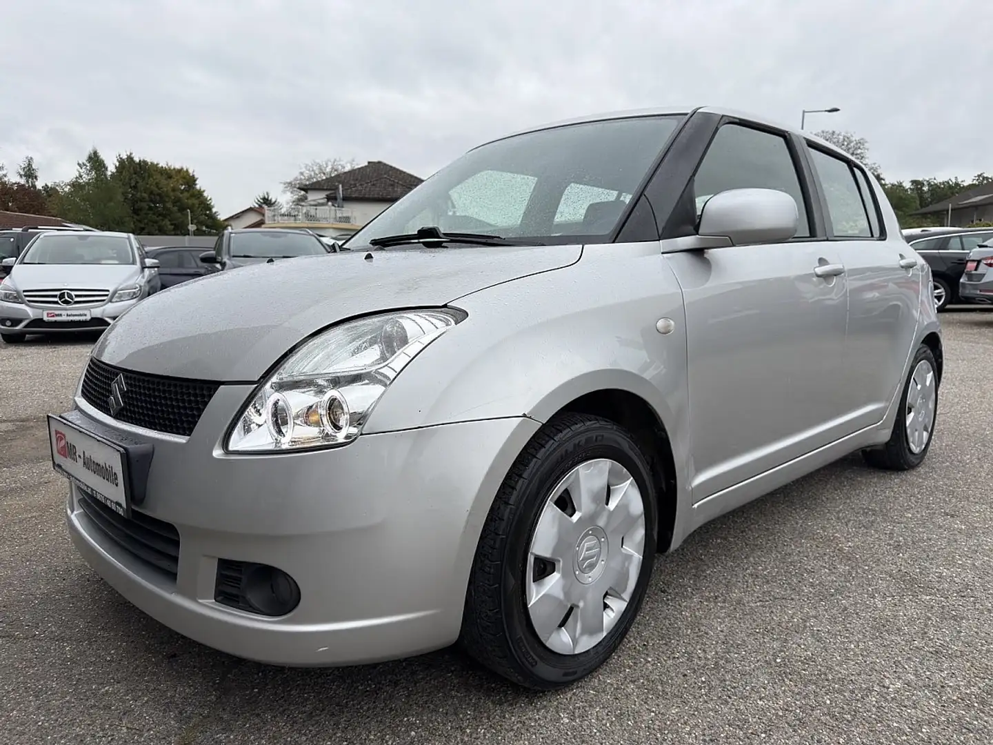 Suzuki Swift 1,3 GL special Silber - 2