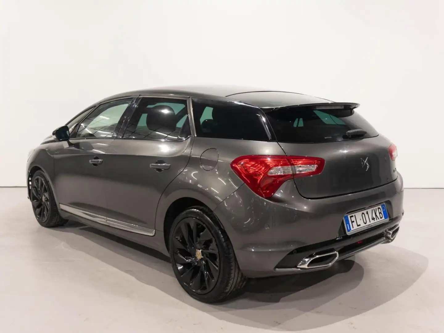 DS Automobiles DS 5 BlueHDi 180 Prestige Gris - 2