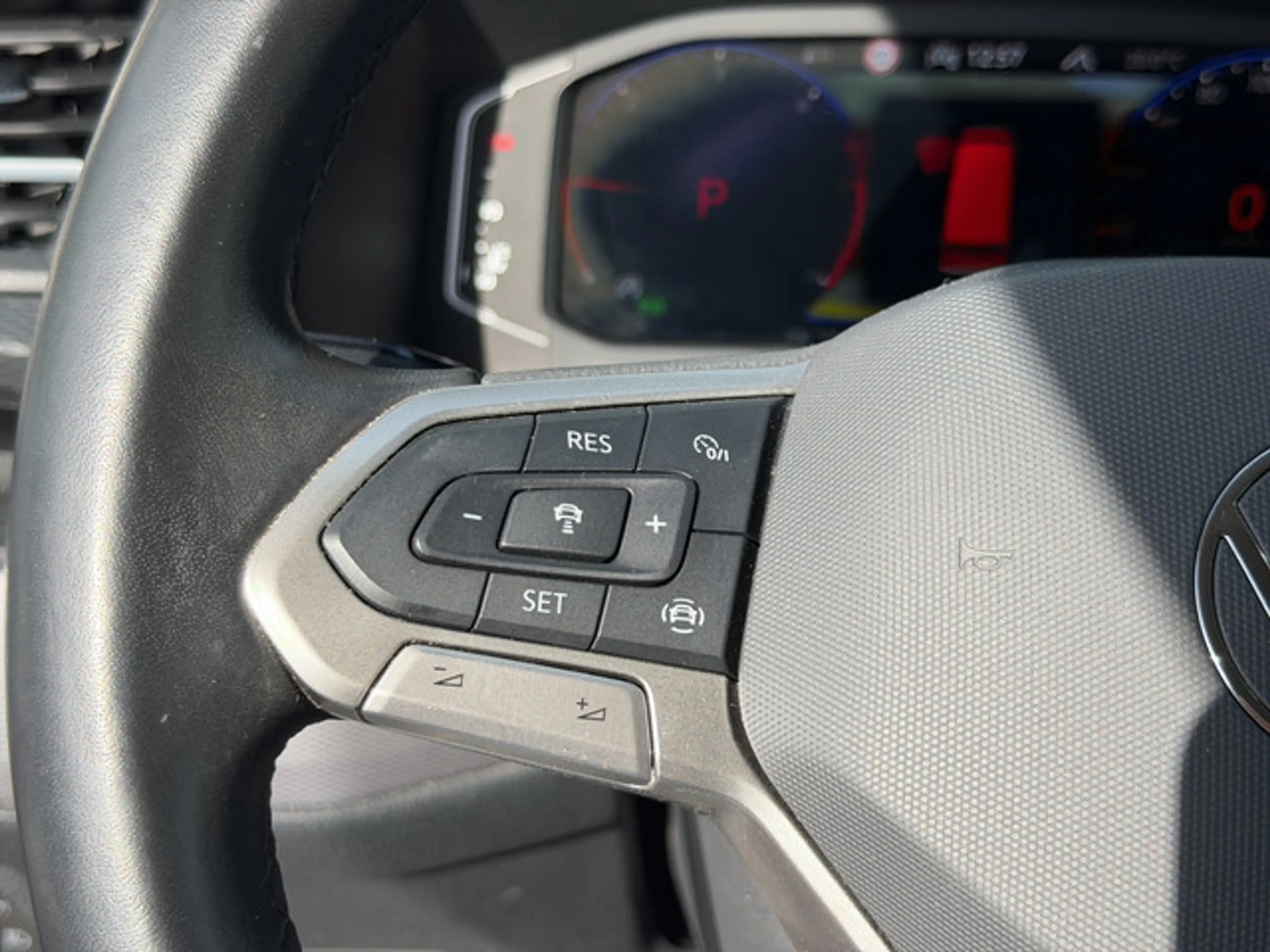 Volkswagen T6.1 Transporter Multivan 2.0 TDI Multivan Generation Six FWD — photo 25
