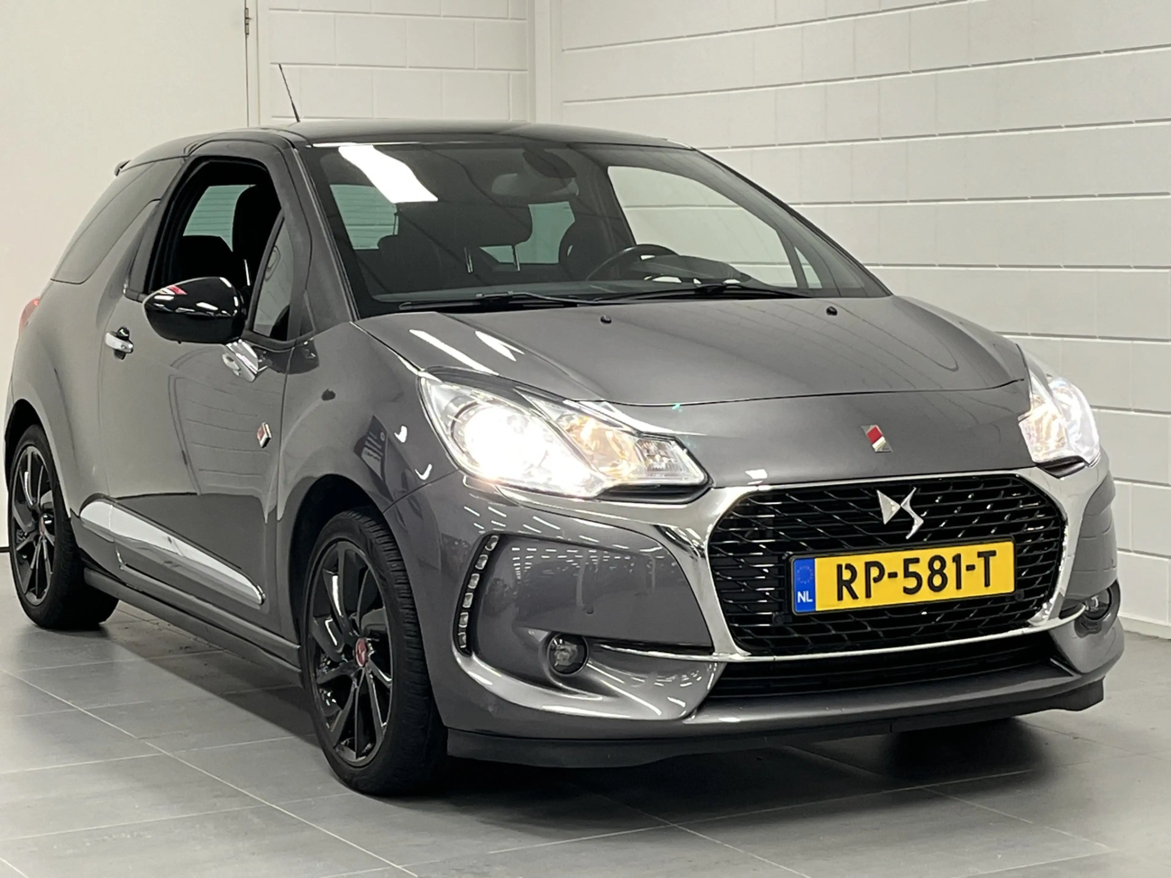DS Automobiles DS 3 1.2 110PK PureTech Performance Line | **WORDT VERW — photo 8
