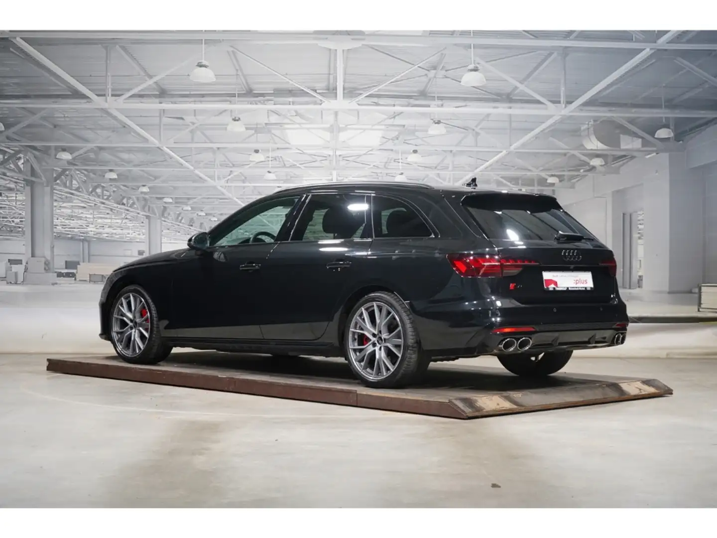 Audi S4 Avant TDI quattro AHK Pano Kamera 19 Zoll MATRI Černá - 2