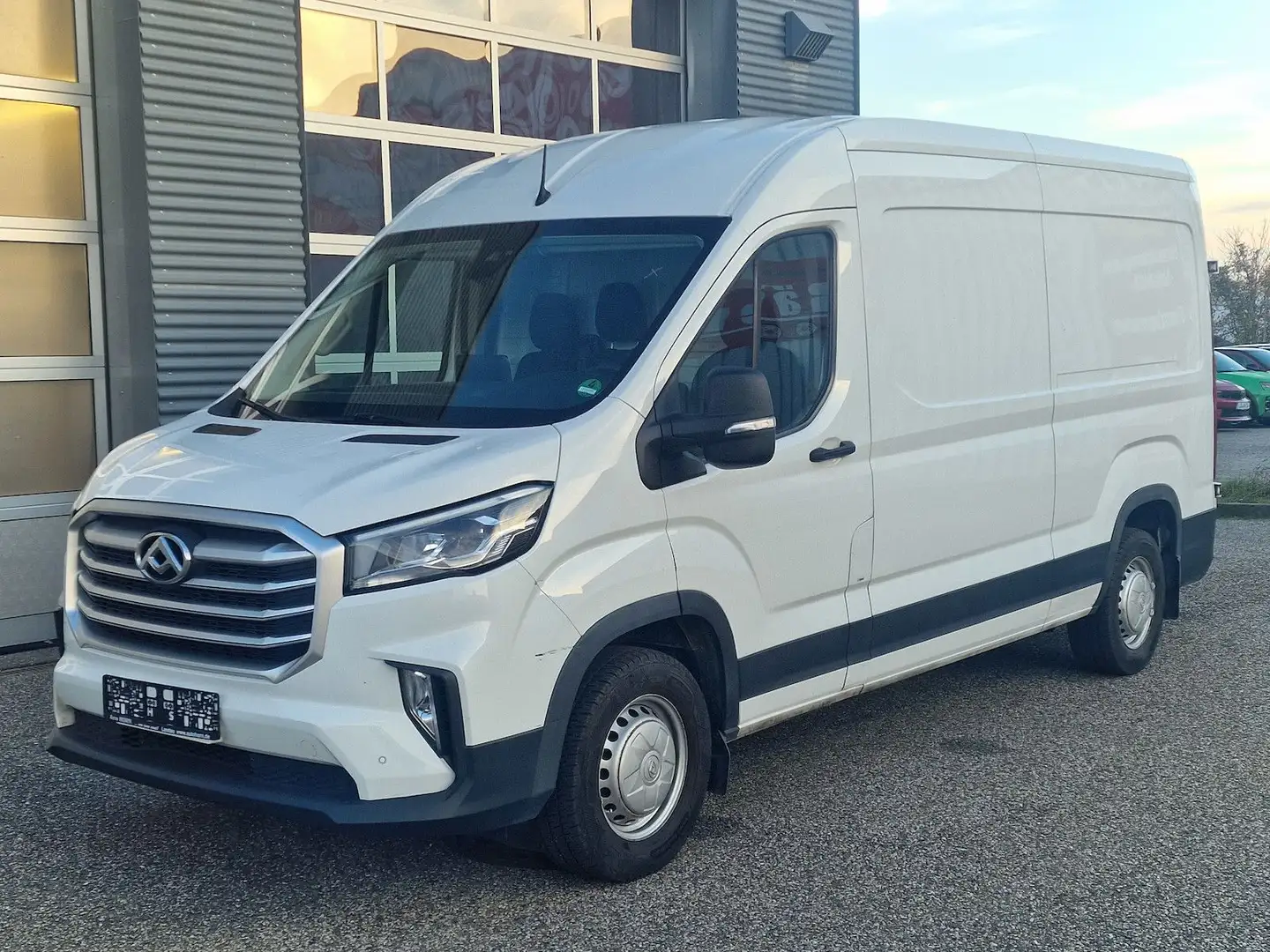 Maxus Deliver 9 L2H2 3,5t Klima Kamera Weiß - 1