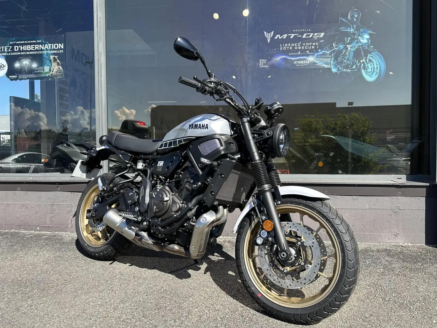 Yamaha XSR 700 Grey - 1