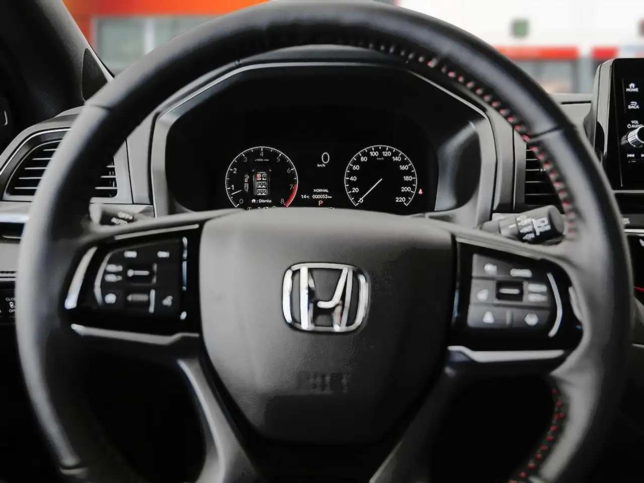 Honda Odyssey снимка Honda Odyssey