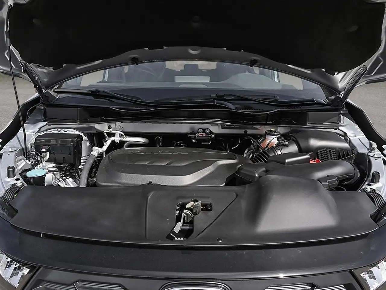 Honda Odyssey снимка Honda Odyssey
