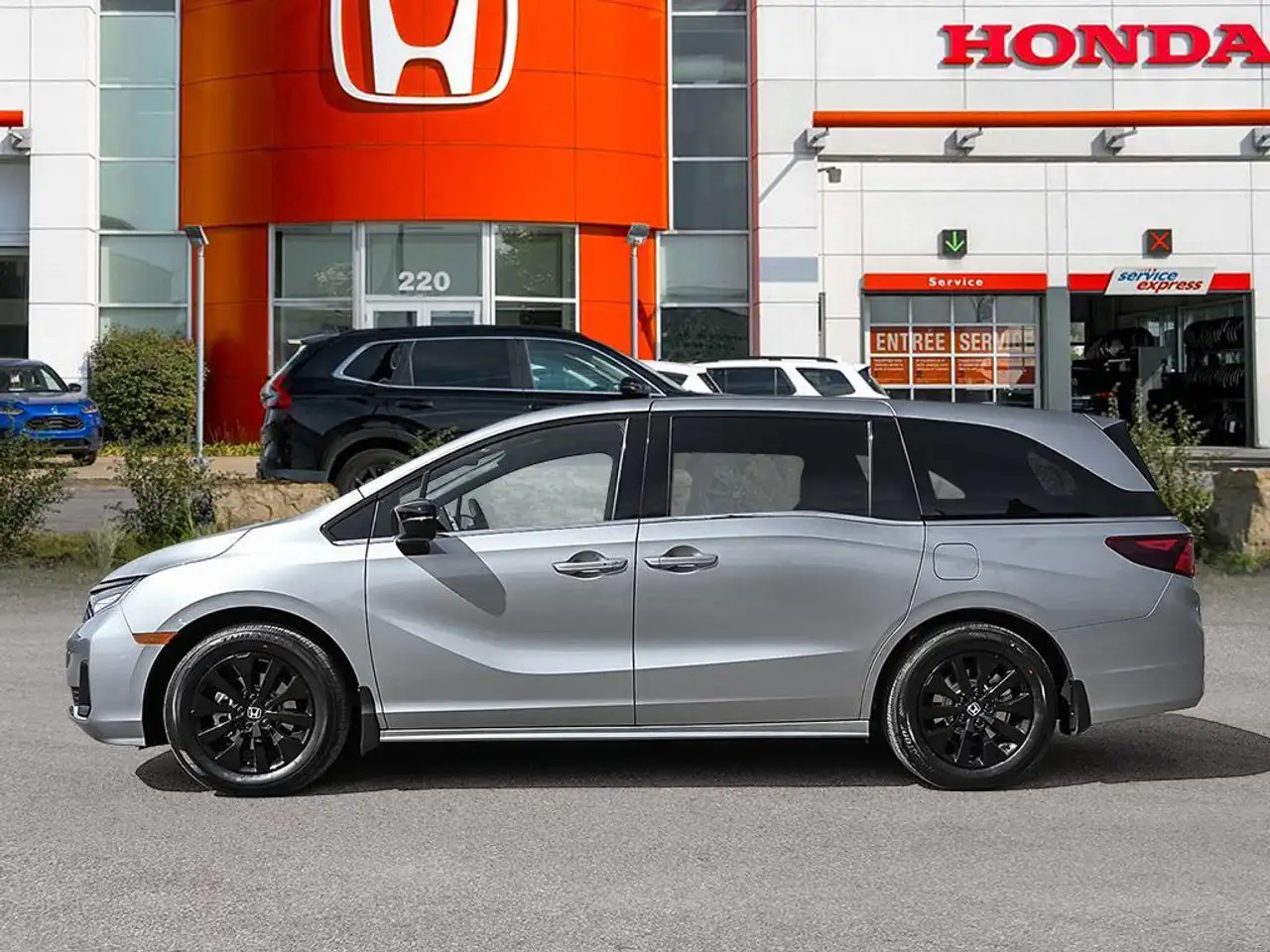 Honda Odyssey снимка Honda Odyssey