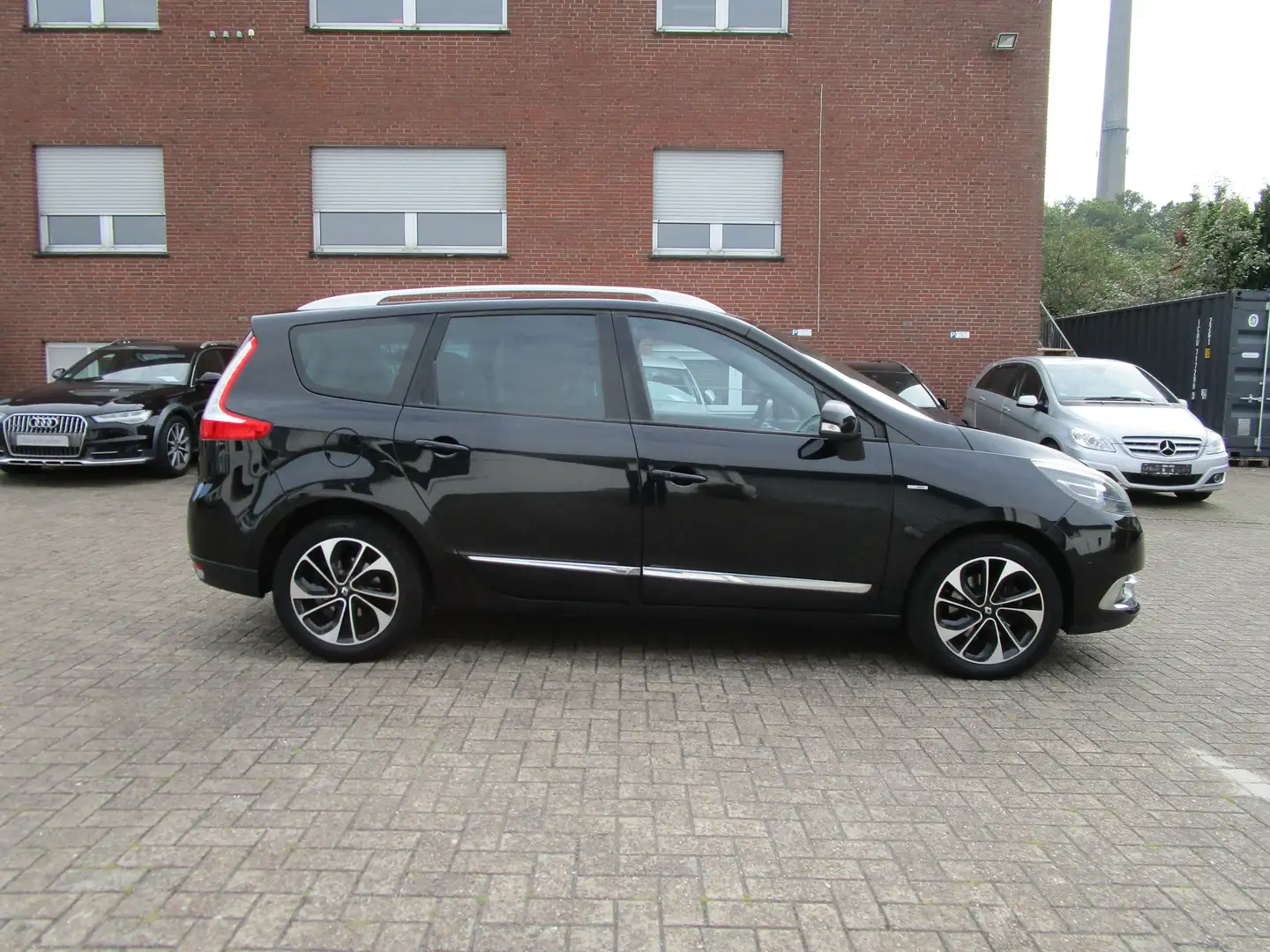 Renault Scenic Renault Scenic III Grand BOSE Edition+1Hand+Euro 6 Schwarz - 1