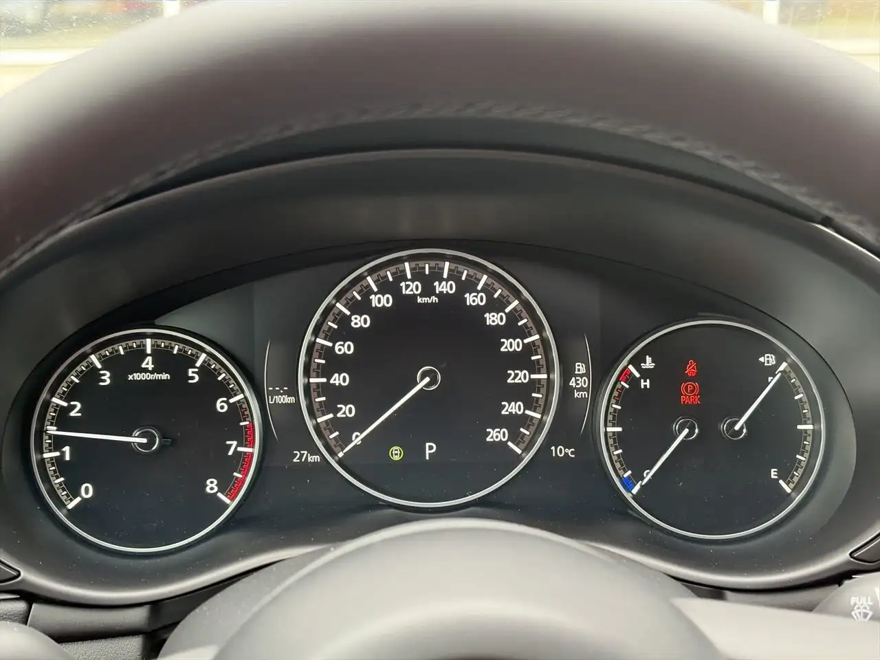 Mazda 3 снимка Mazda 3