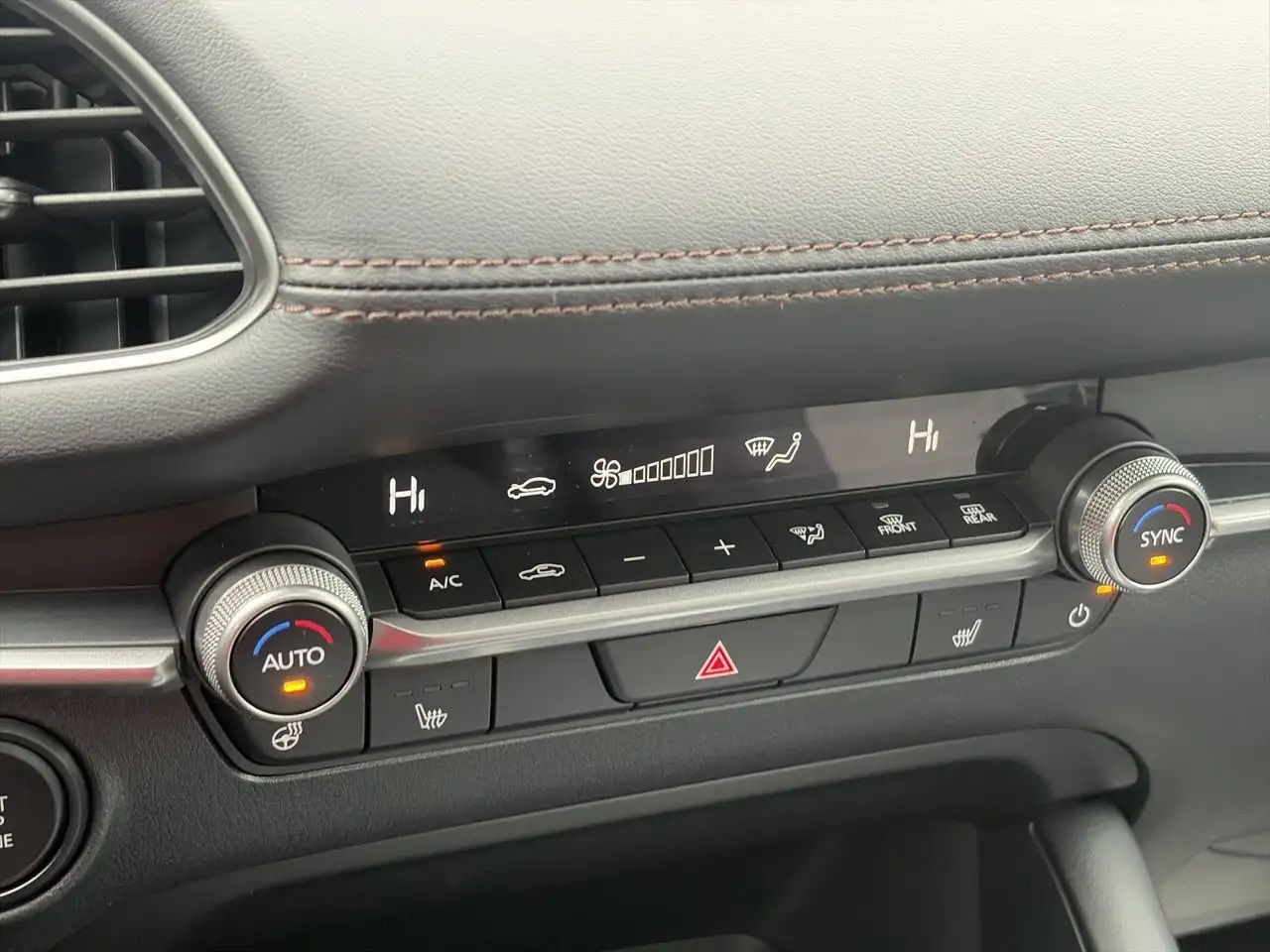 Mazda 3 снимка Mazda 3