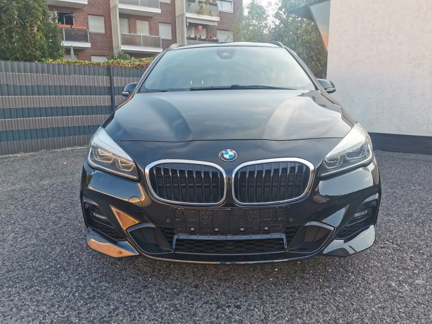 BMW 218 218 d Gran Tourer M Sport Navi-Pano-LED Siyah - 2