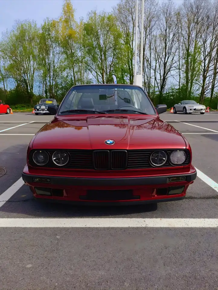 BMW 320i, foto 9