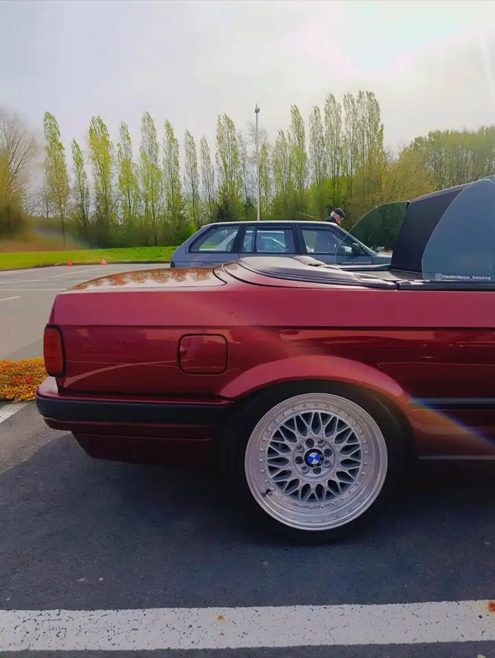 BMW 320i, foto 11