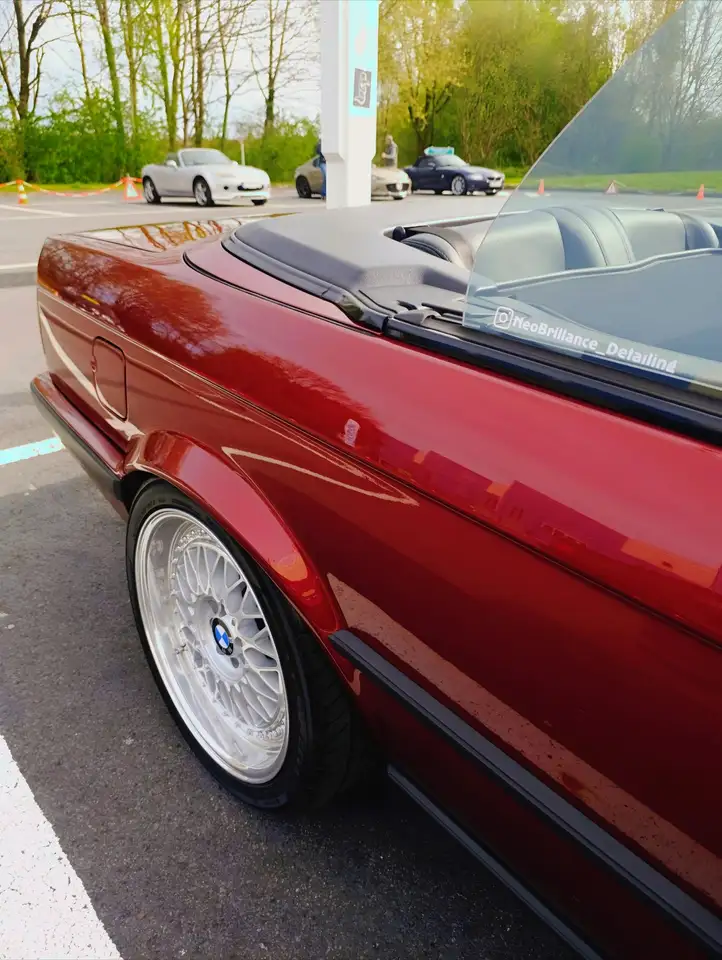 BMW 320i, foto 8