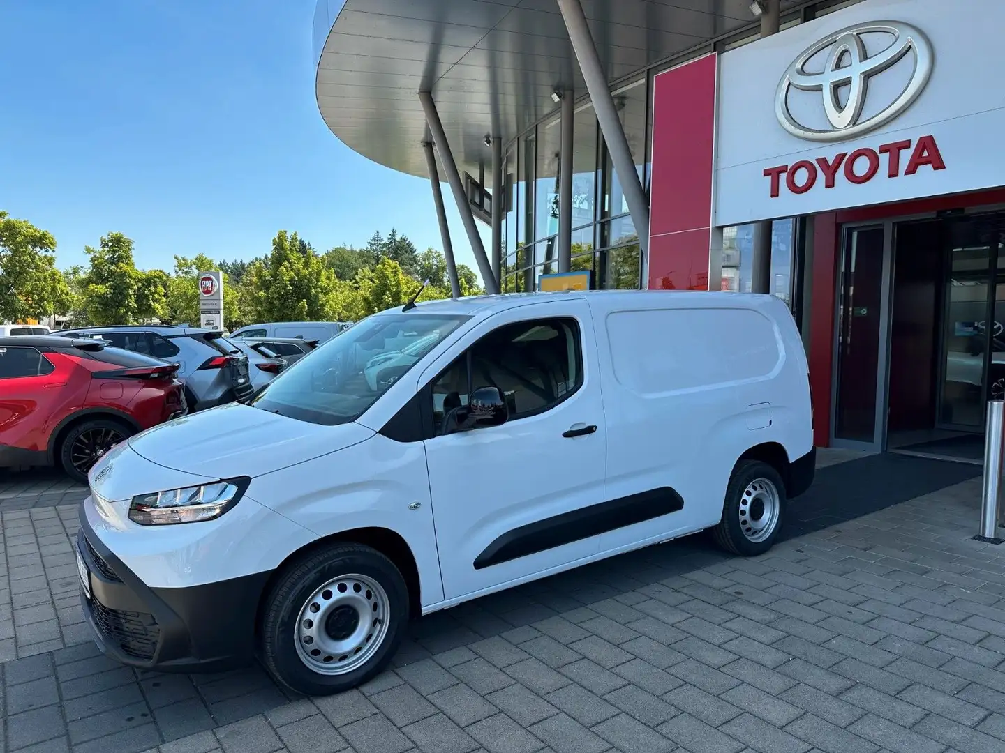 Toyota Proace City Kasten L2 1,5-D Meister, NAVI, LED Weiß - 2