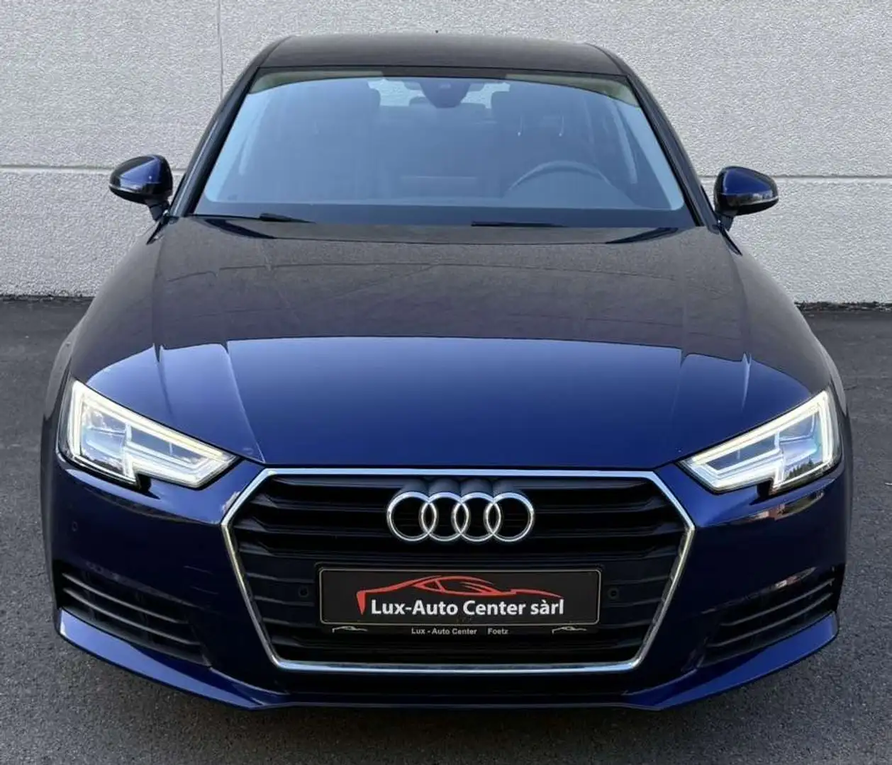 Audi A4 35 TFSI S tronic Bleu - 1