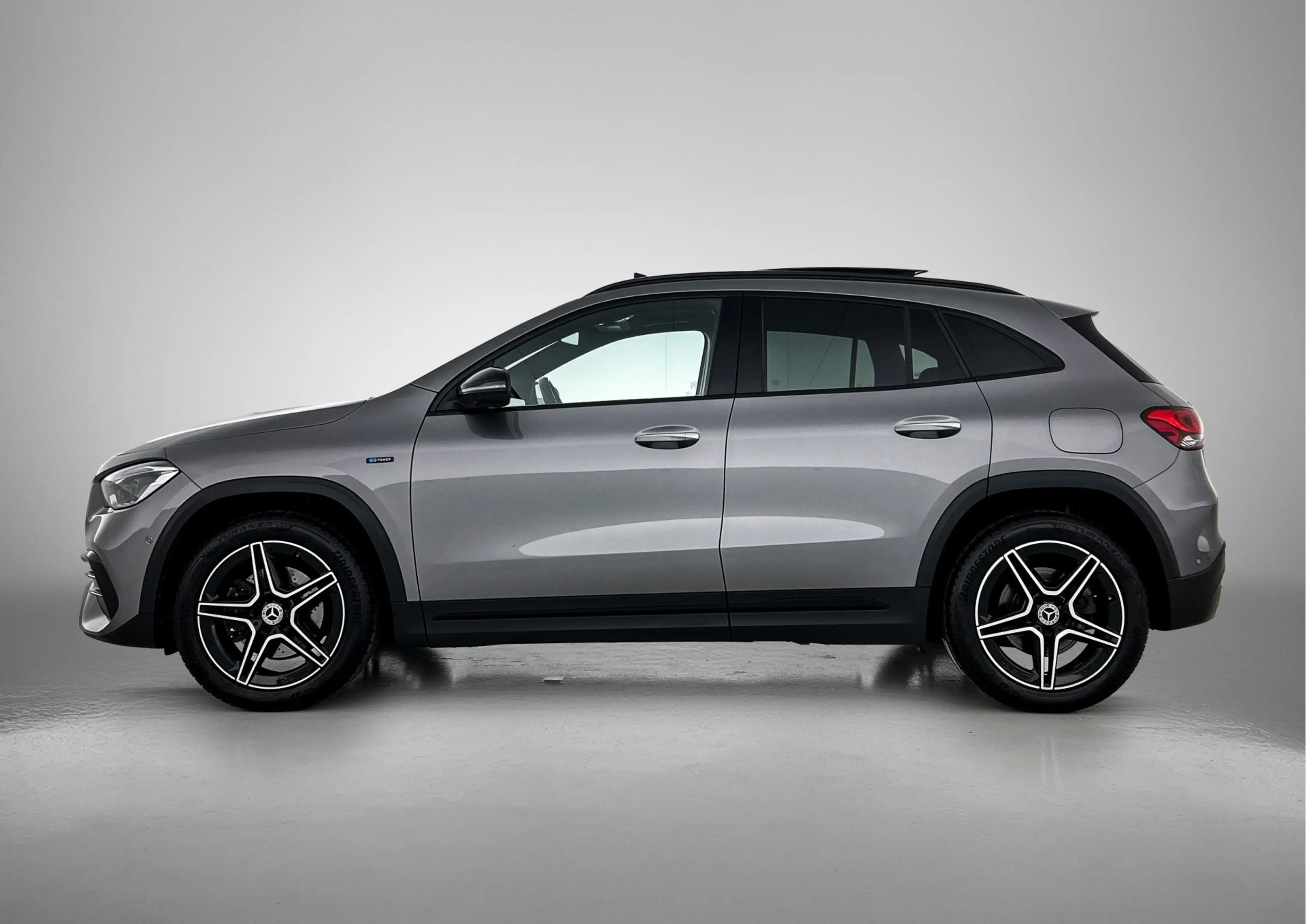 Mercedes-Benz GLA 250 e Business Solution AMG Limited Trekhaak | AMG Lin — photo 3