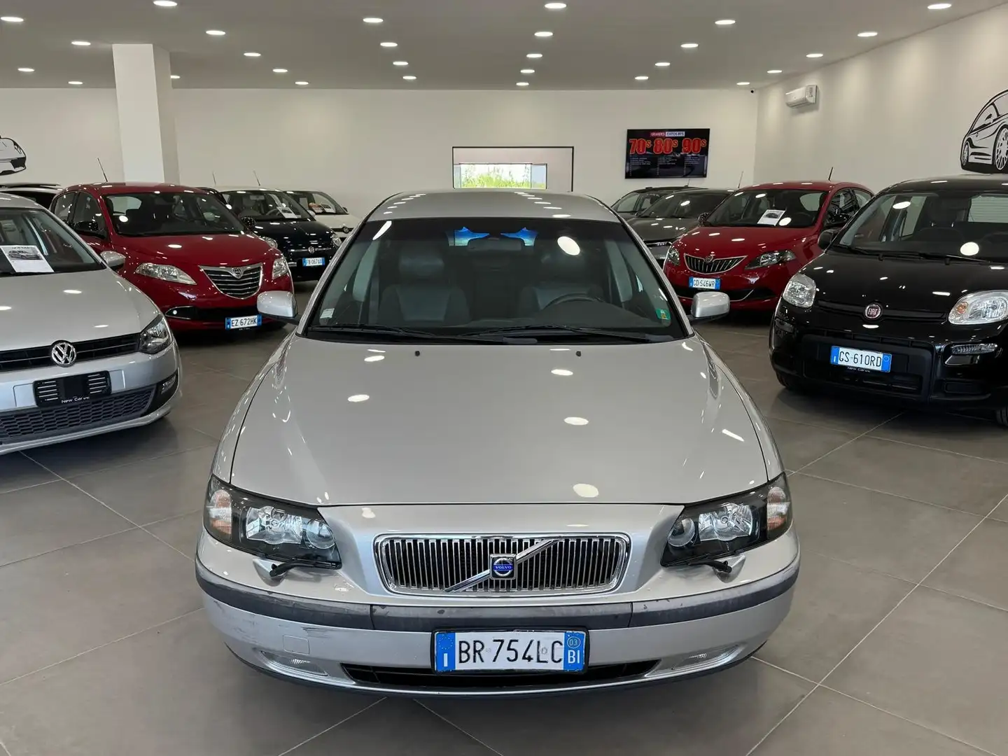 Volvo V70 V70 2.4 D5 20V cat aut. AWD Optima Argento - 2