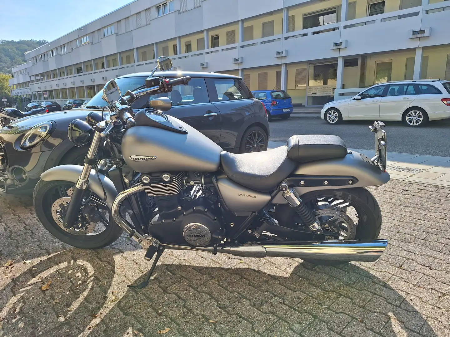 Triumph Thunderbird Storm Grey - 1