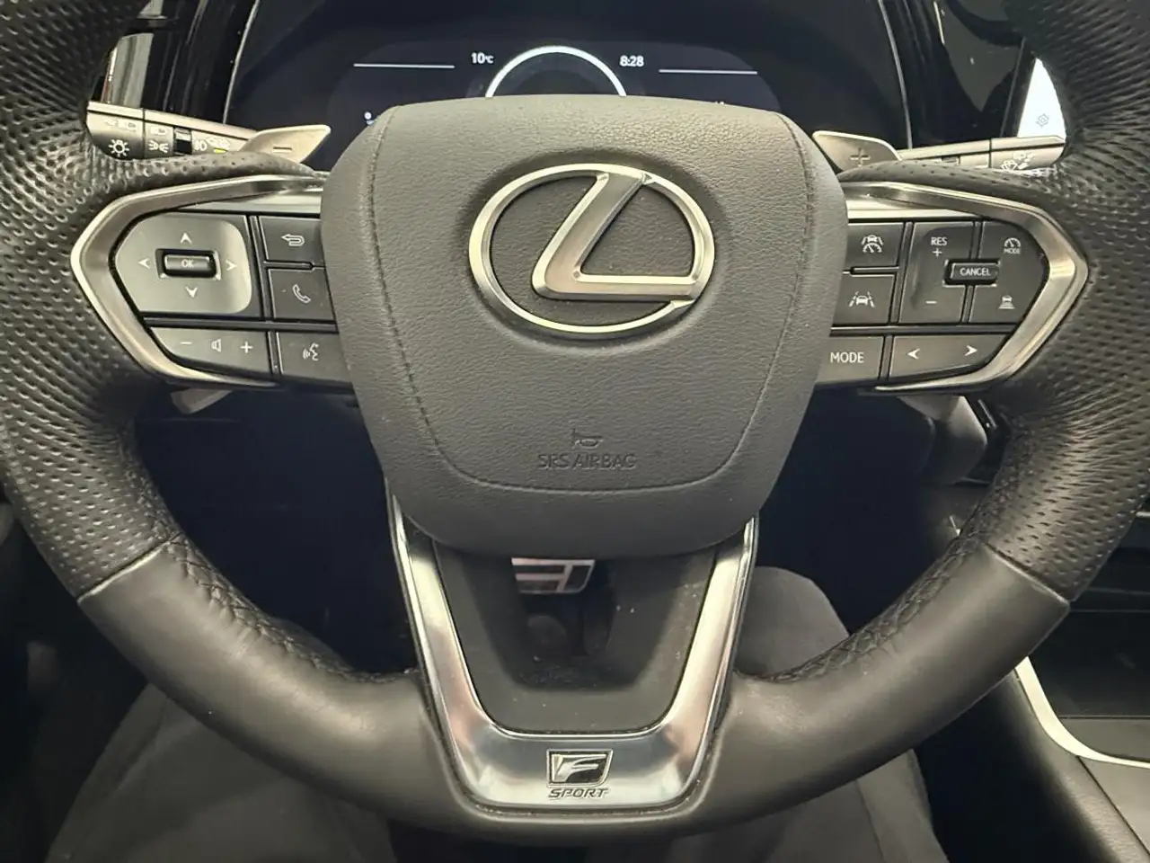 Lexus TX снимка Lexus TX