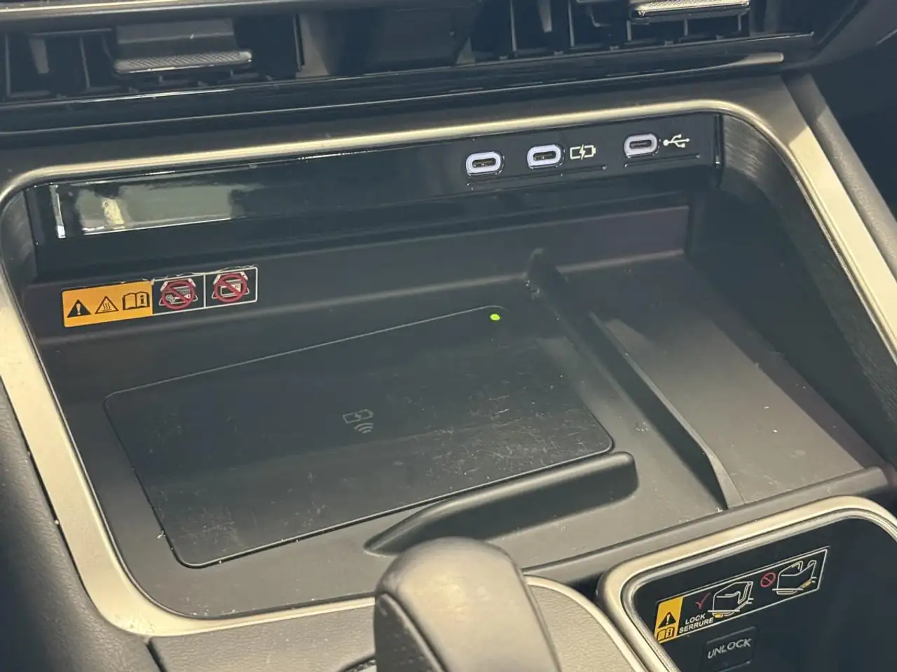 Lexus TX снимка Lexus TX