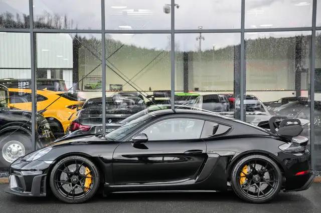 Porsche Cayman view 6