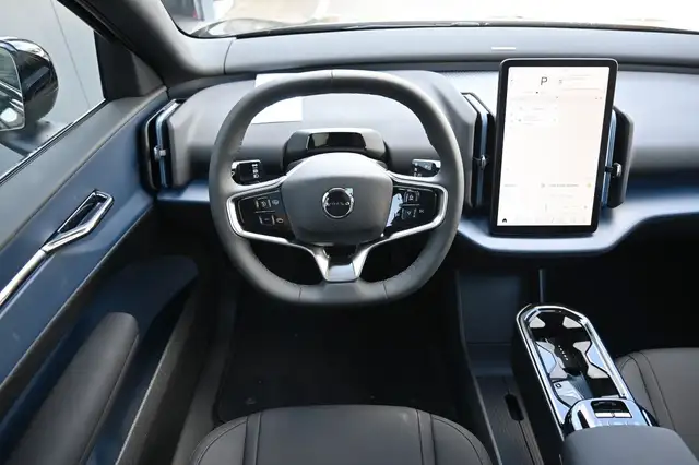 Volvo EX30 view 20