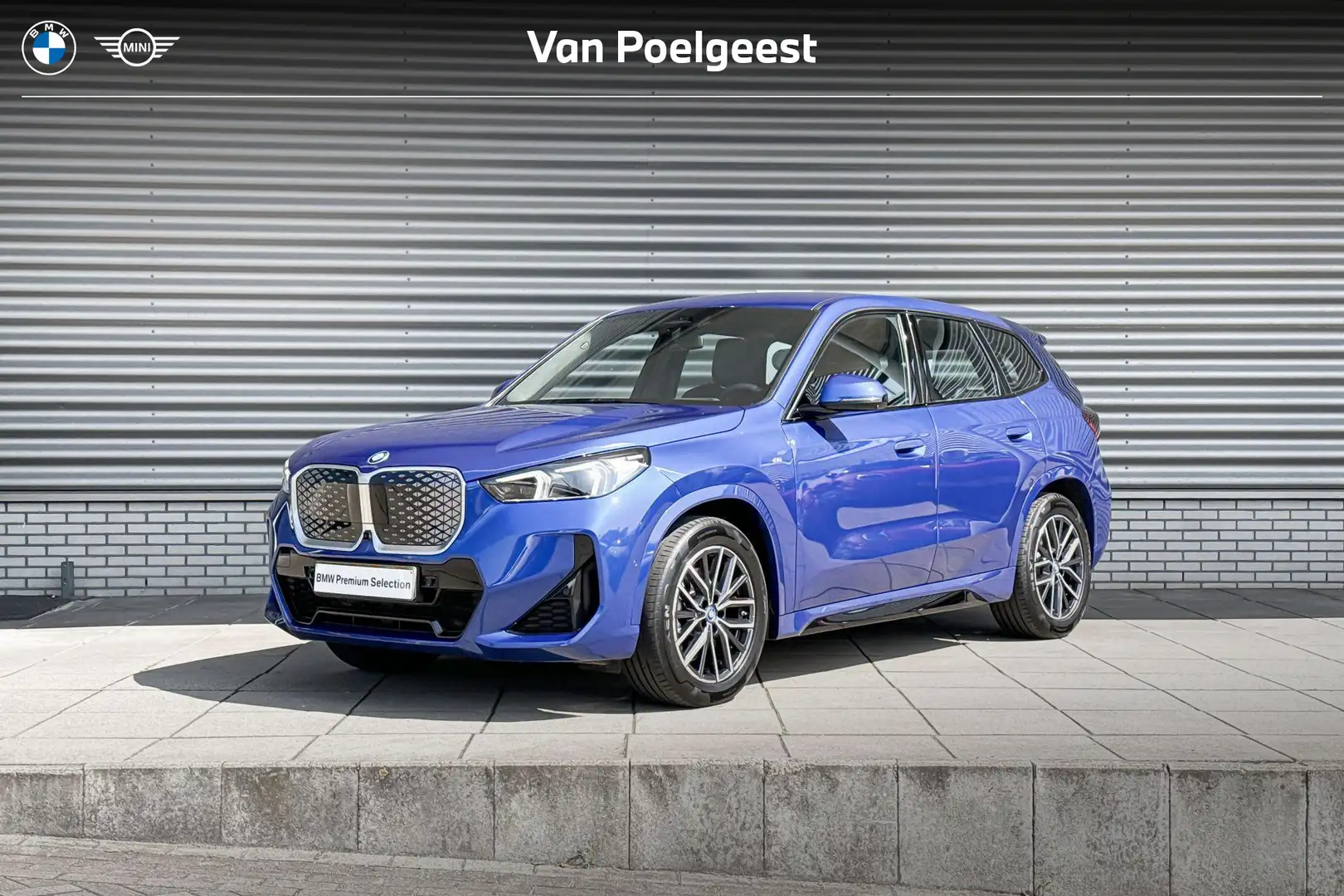 BMW iX1 xDrive30 Bleu - 1